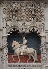 9: Blois_0017<br>Chateau van Blois