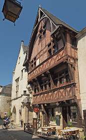 11: 2009 05 07_0019<br>Chinon