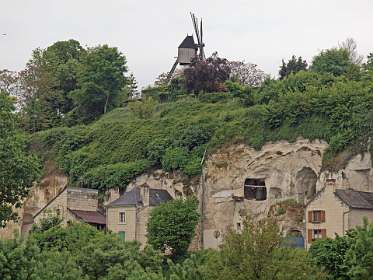 7: 2009 05 09_0009<br>Molen in Turquant