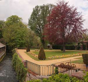 35: 10 05 05_0188_AP18<br>Tuin in Eu