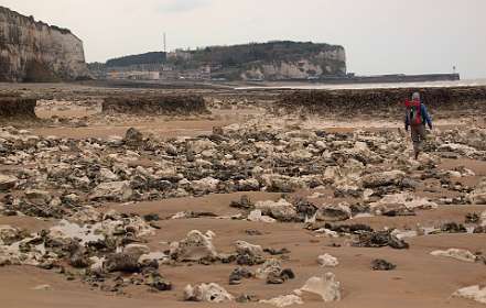 22: 10 07 05_0276<br>Saint Valery en Caux in zicht