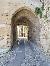 5: 160524-131805_VaisonLaRomaine-HDR