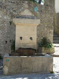 14: 160524-141516_VaisonLaRomaine