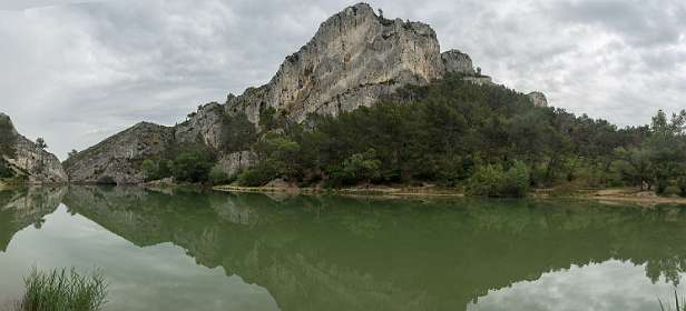 20: 170531130924BotanischeRoute-Pano<br>Peiroou's lake