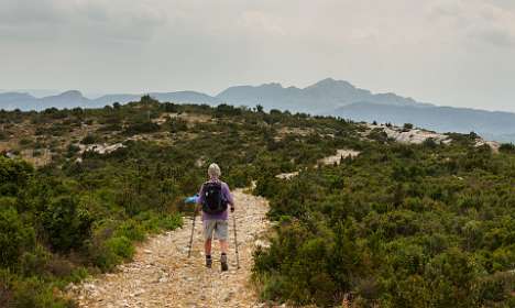 15: 170601115343Caume