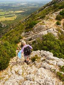 19: 170601120643Caume<br>Hier begint een klauterpartij