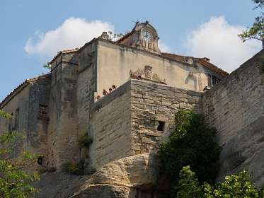 14: 170603113838LesBaux