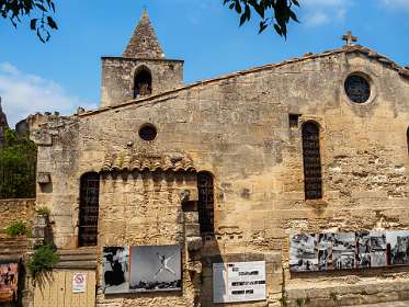 21: 170603120247LesBaux