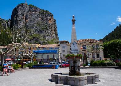 2: 19060605-0514171758_Notre-Dame