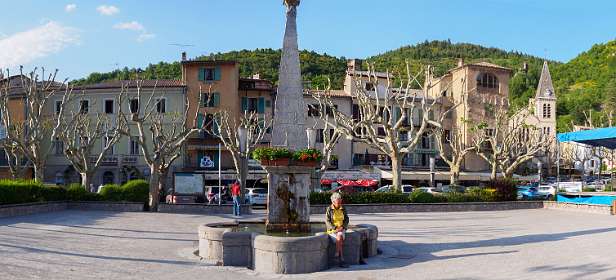 5: 19060605-0519171751_Castellane-Pano