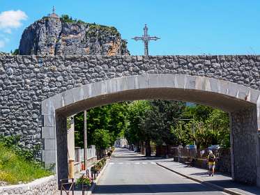 1: 19060605-0514121204_Notre-Dame