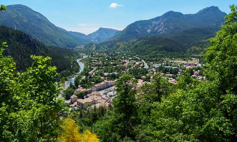 8: 19060605-0514464635_Notre-Dame<br>De Verdon rivier en Castellane