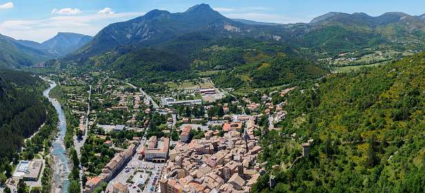 25: 19060605-0515171740_Notre-Dame-Pano