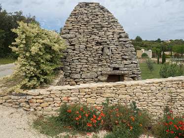 1: 160525-130313_Gordes