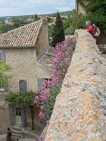 8: 160525-135529_Gordes