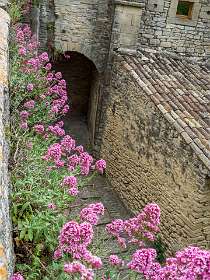 9: 160525-135608_Gordes