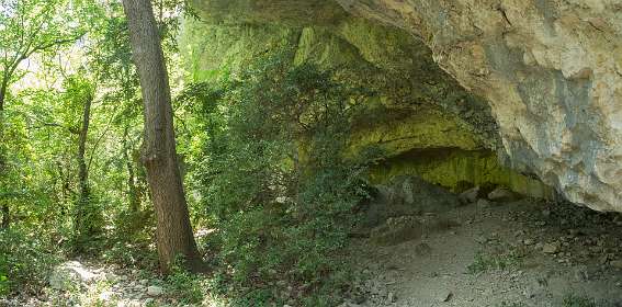 31: 160527-132019_Gordes-Pano