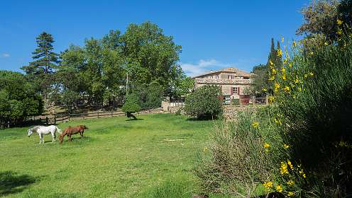 5: 160602-100817_Lourmarin