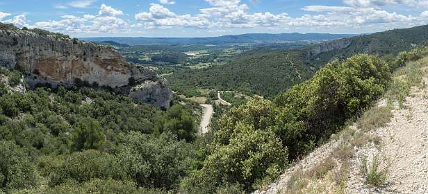 17: 160602-132302_Lourmarin-Pano