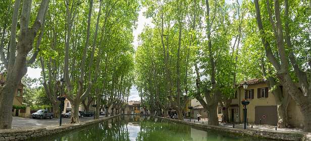 18: 160603-125449_Cucuron-Pano