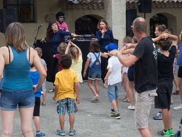 2: 160604-162935_Lourmarin