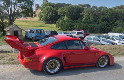 9: 160605-101319_Lourmarin