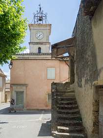 28: 160605-133842_Lourmarin<br>Puyvert