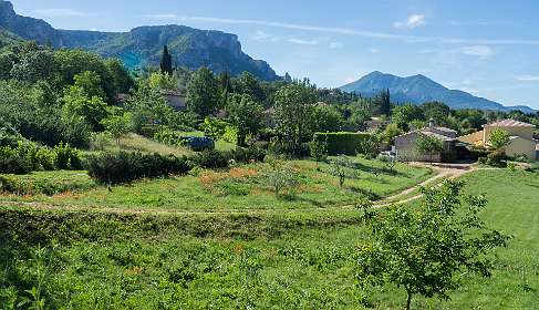1: 160610-094015_Moustiers_Sainte-Marie