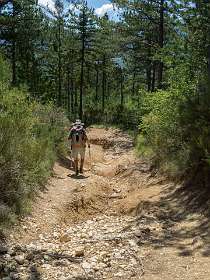 11: 160610-113839_Moustiers_Sainte-Marie