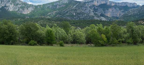 22: 160610-132146_Moustiers_Sainte-Marie-Pano