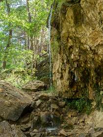 14: 160530-110229_Rustrel<br>Le Cascade