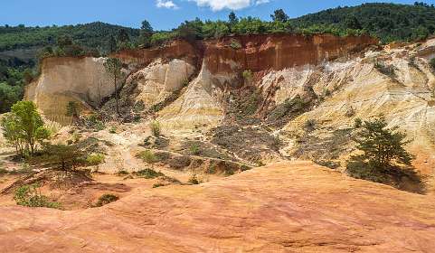 17: 160530-114931_Rustrel