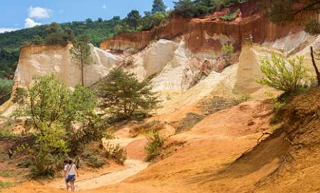 30: 160530-133822_Rustrel