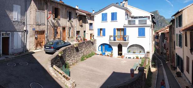 13: Tarascon_120601_08