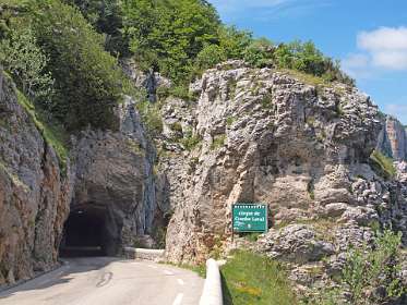 16: Vercors_120605_15<br>Hier begint de Route de Combe Laval
