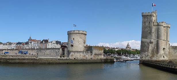 44: 10 17 05_0697_AP15<br>La Rochelle