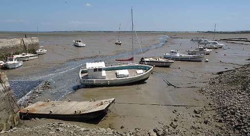 69: 10 18 05_0802<br>Haven van Loix