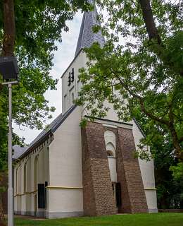Kerk in Avezaath
