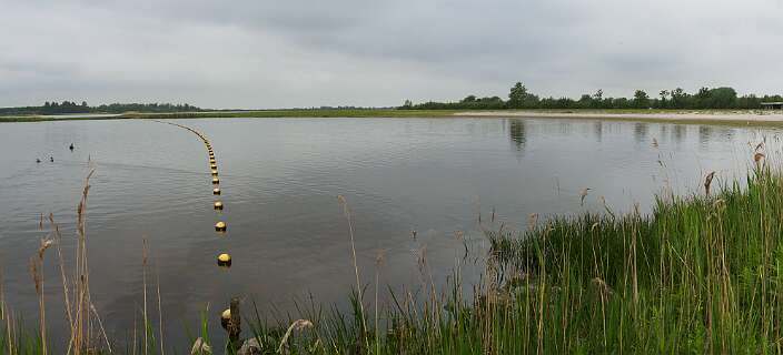 Rechts camping Lauwersoog