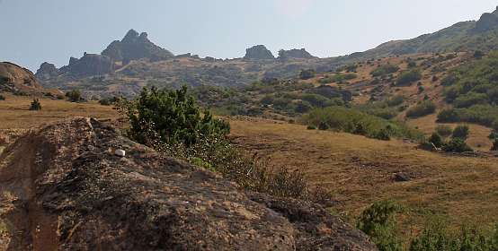 De bergen rond klooster Treskavec