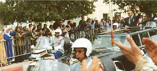 De nieuwe koning Mohammed VI was net in functie en kwam zich voorstellen aan het volk