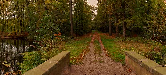 Dalfsen, Havezaten, NS-wandeling, Stadswandeling, Zwolle<br>Links landgoed Den Berg