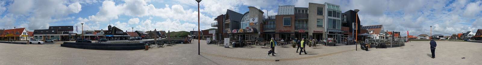 360 graden panorama van het dorpsplein van Callantsoog, ook te zien op de  360 Cities site .