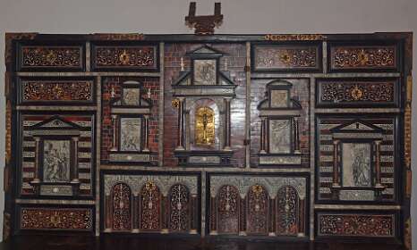 Schrijftafel in het Nationaal Paleis