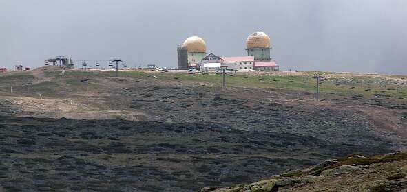 Het hoogste punt van de Serra de Estrela: Torre (2000m)