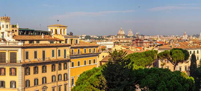 Rome<br>Uitzicht vanaf het bordes voor de Santa Maria In Aracoeli