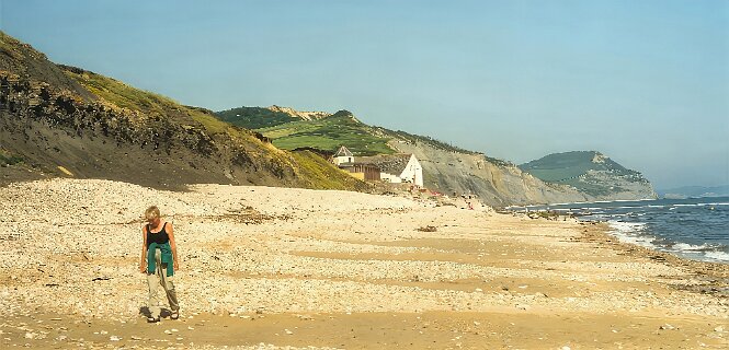9: 7_18A_Charmouth