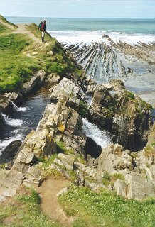 38: 2-17A_Na_HartlandQuay