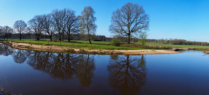 Achemerberg, Eerde<br>Hier kunnen we niet verder langs de Regge