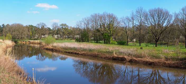 We gaan de Regge weer over